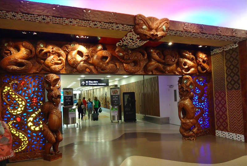 aeroporto-nova-zelandia-auckland-senhor-dos-aneis-maori