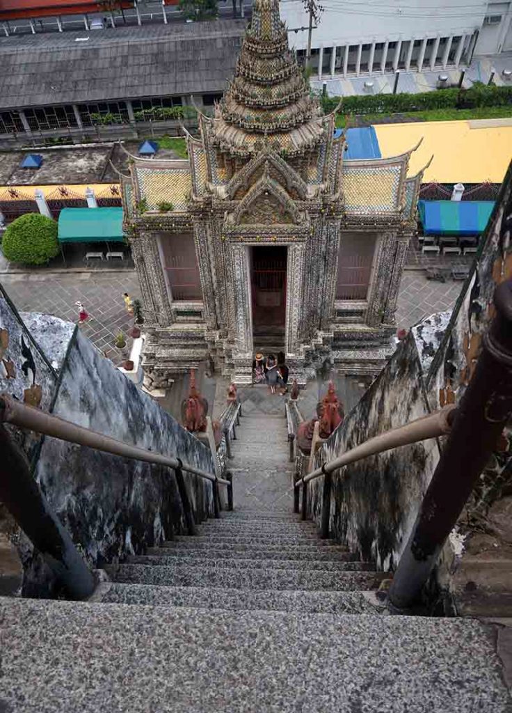 dicas-basicas-de-bangkok-wat-arun-escada