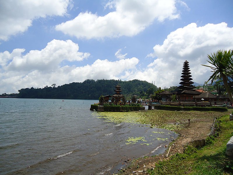 templos-bali-indonesia-bedugul