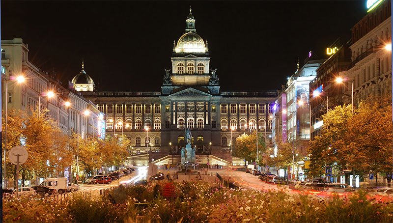 10 coisas para fazer de graça em Praga wesceslas square
