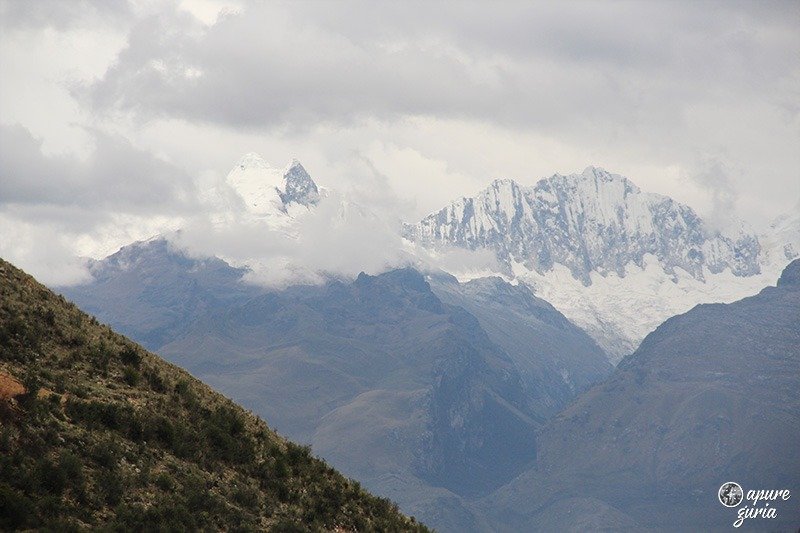 Huascaran Huantsan cordillera blanca laguna Wilcacocha