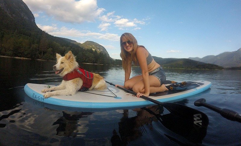 eslovenia-lago-cachorro-couchsurfing