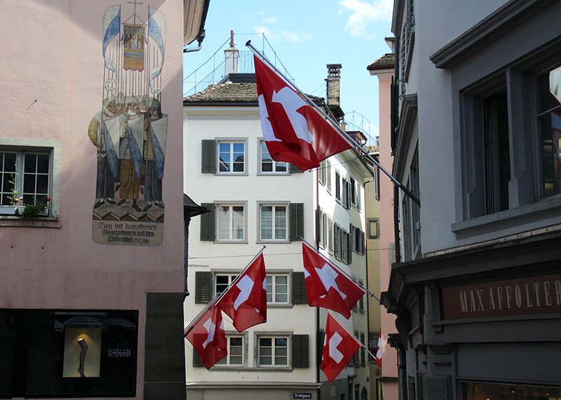 bandeiras da suica turismo em zurique