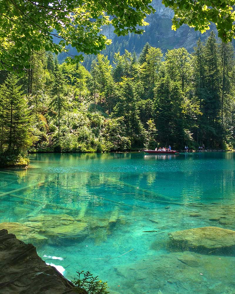 lago azul incrivel na suica blausee