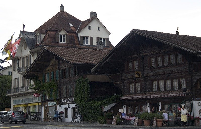tradicional casa suica arquitetura em interlaken
