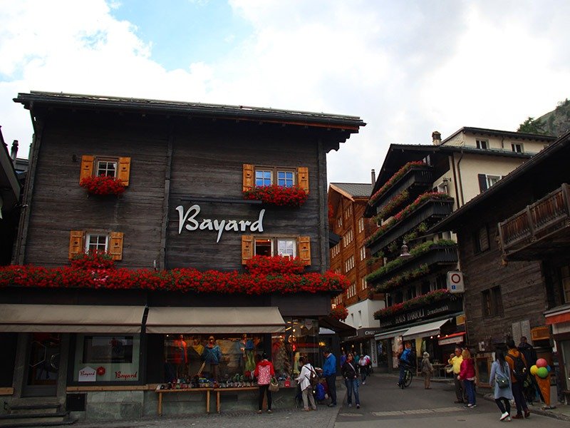 centro compras em zermatt suiça