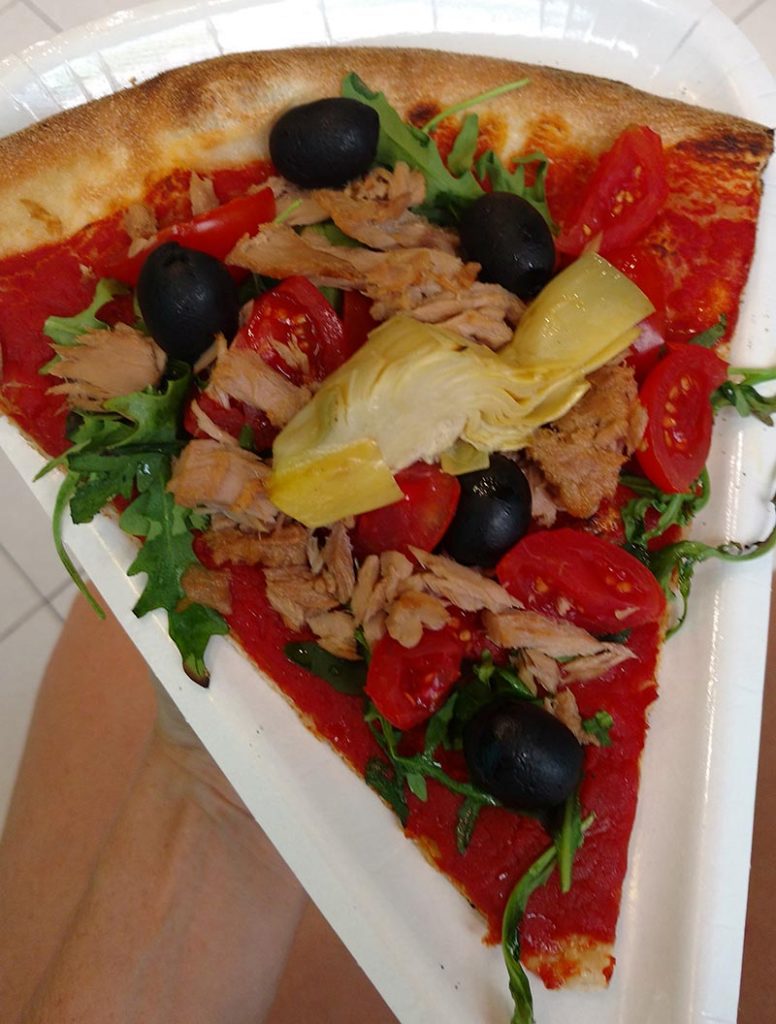 pizza em fatia italia