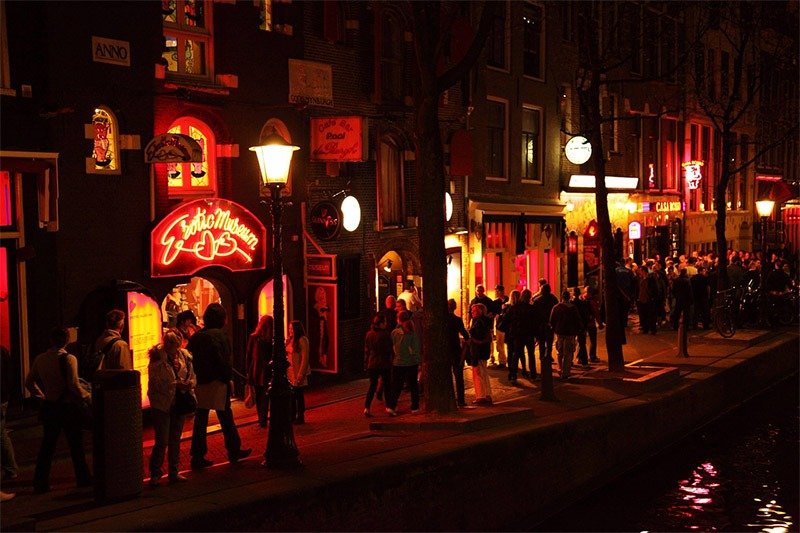 red lights district amsterdam prostitutas