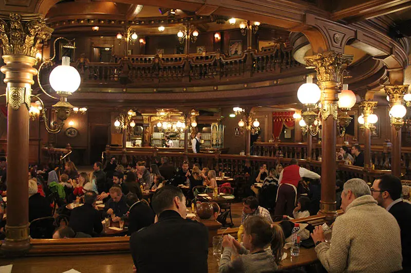 restaurante disneyland paris