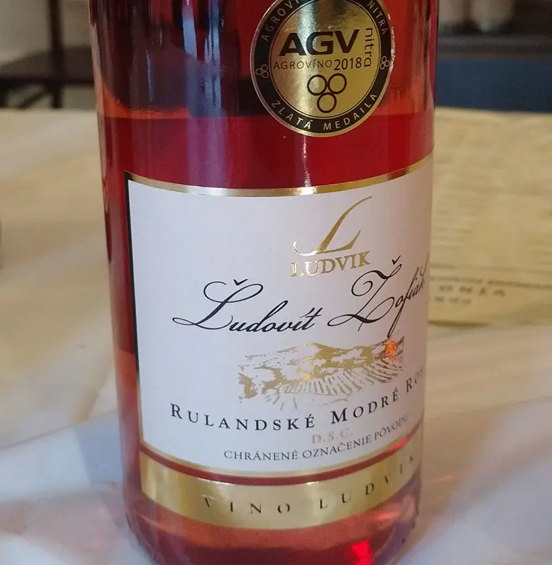 vinho rose bratislava eslovaquia premio