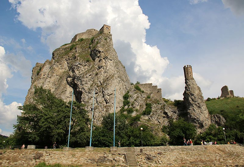 como visitar o castelo devin na bratislava
