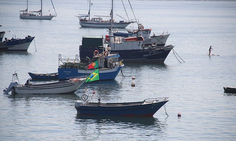 barco bandeira brasil portugal cascais