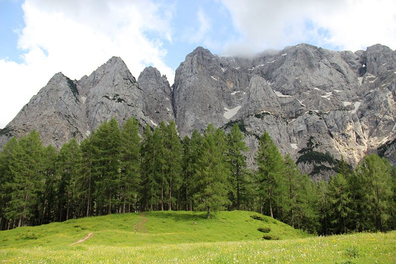 montanha presank janela natural eslovenia triglav park