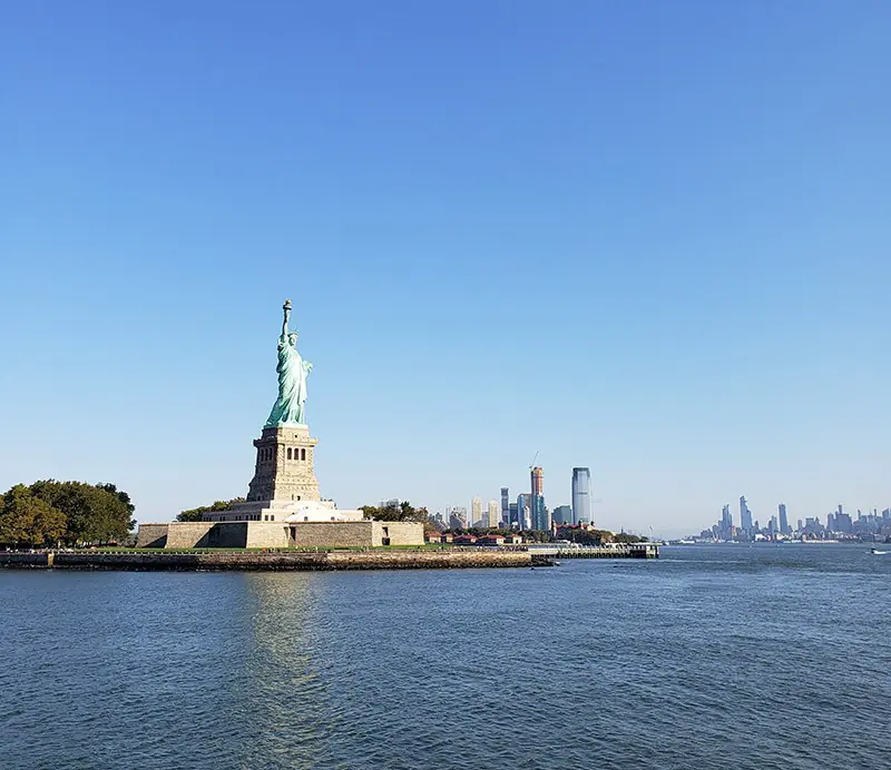 MONUMENTOS MAIS MARCANTES QUE QUALQUER ESTÁTUA DA LIBERDADE