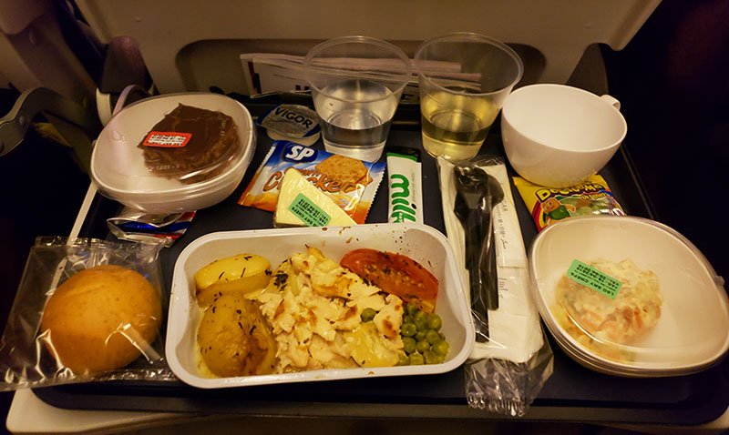Almoço no avião: opção com carne