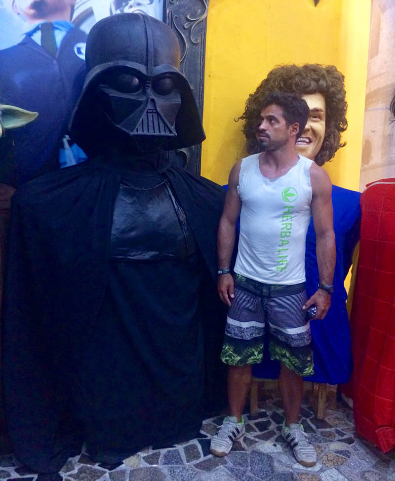 boneco do Darth Vader no museu de bonecos dicas de viagem pernambuco