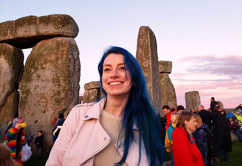 Visitar Stonehenge durante o solstício foi incrível!