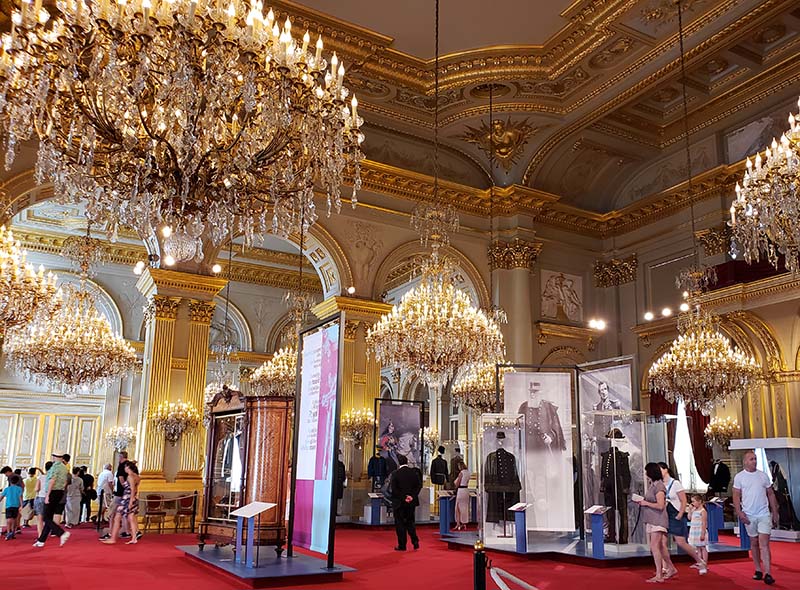 sala interior do palacio real