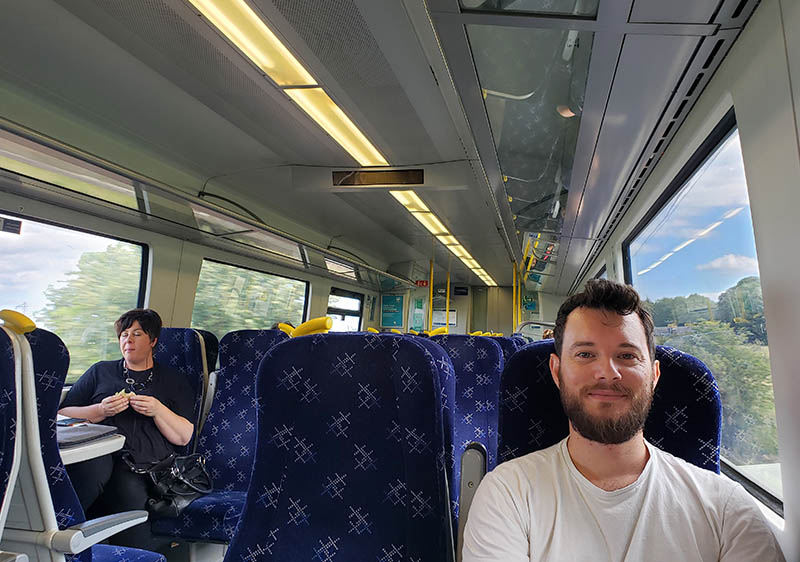 Interior do trem na Escócia