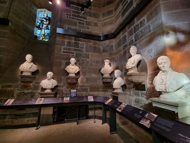 sala dos bustos monumento wallace
