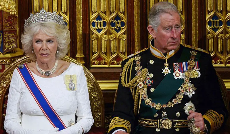 monarquia fim do reino unido charles iii