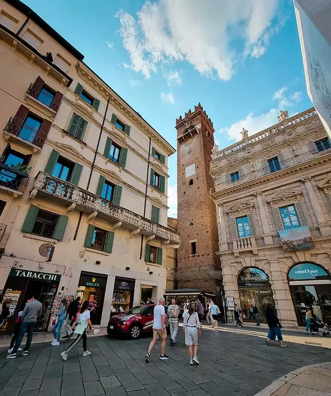 Piazza dei Signori - Praça em Verona