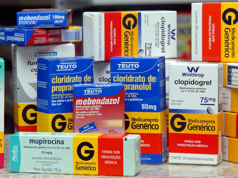 Caixas medicamento para levar remédios em viagens de avião para o exterior quais são as regras