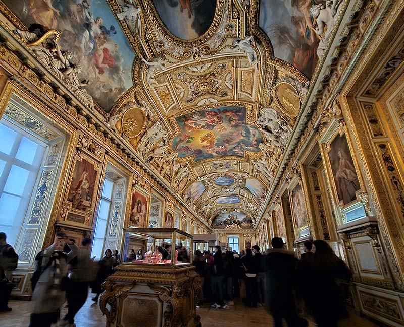 museu do louvre quando visitar