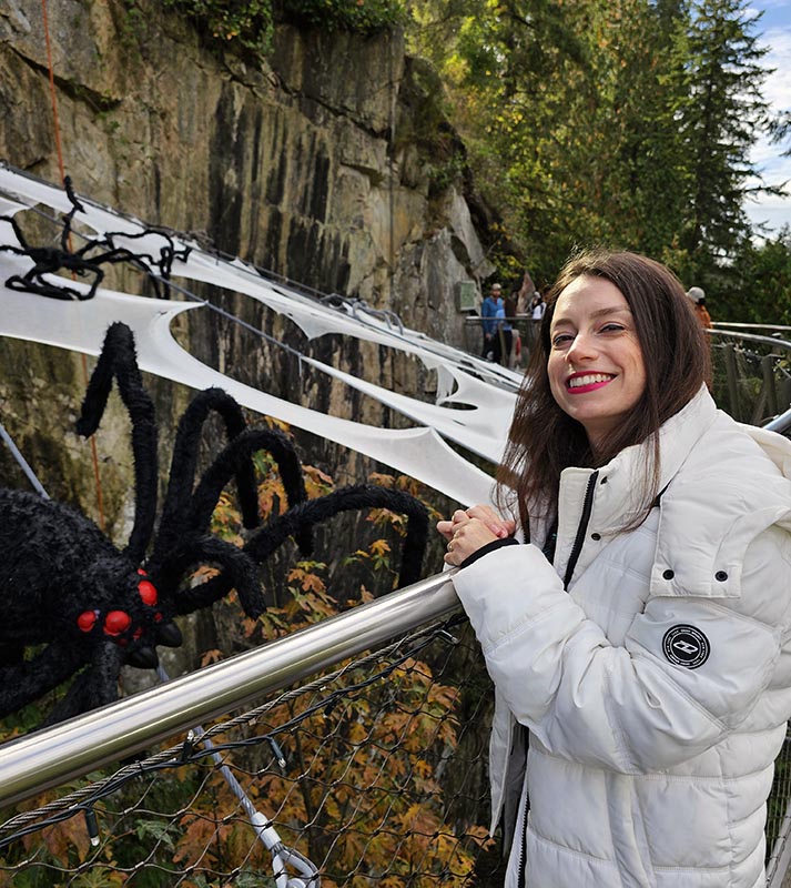 Cliffwalk capilano park vancouver dicas viagem aranha