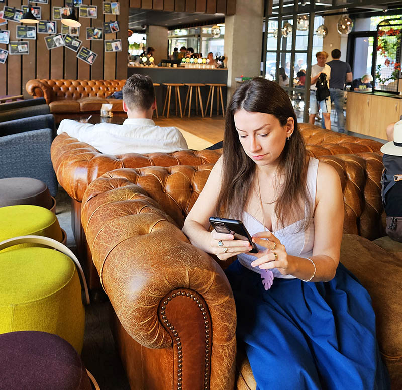 8 Erros ao Usar Internet na Europa e Como Funciona o eSIM da Holafly