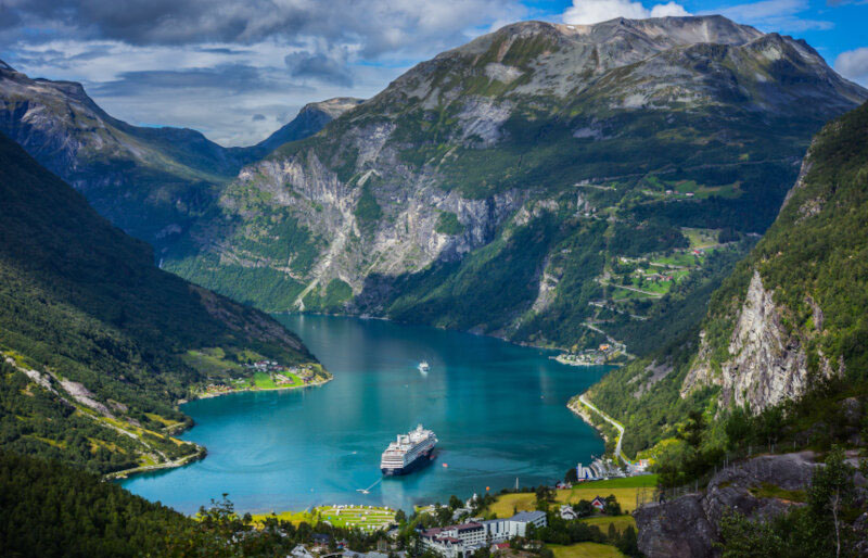 fiorde Geiranger com cruzeiro