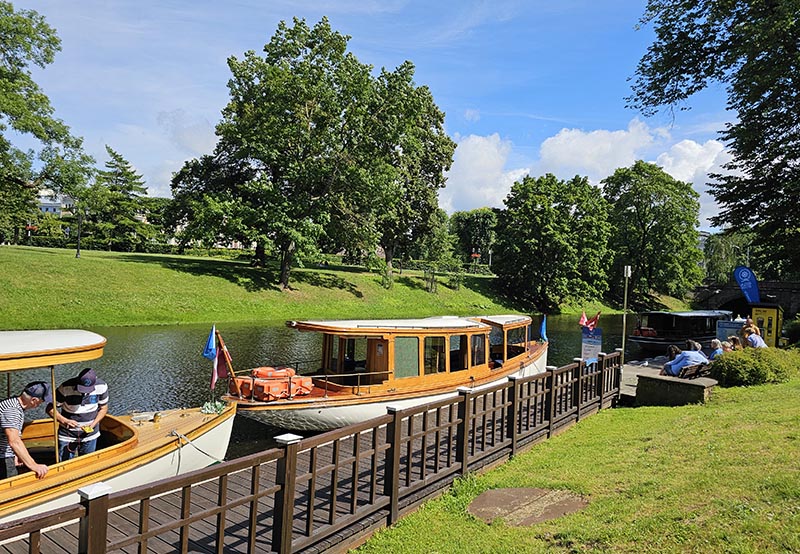 passeio de barco em riga letonia