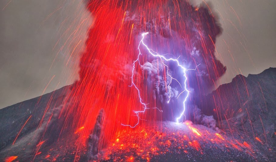 02 20 fenômenos espetaculares da natureza que você não vai acreditar que existem volcanic lightingin