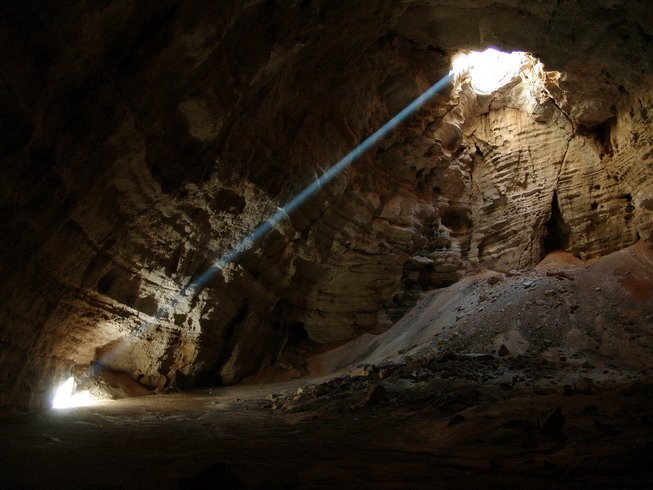 caverna arabe com nome bizarro 20 lugares surreais que você não vai acreditar que existem