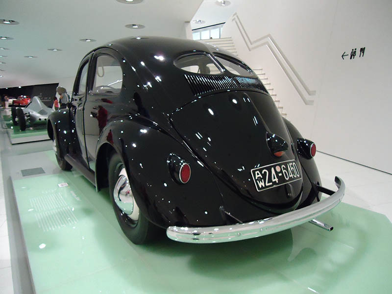 O museu da Porsche em Stuttgart (3)