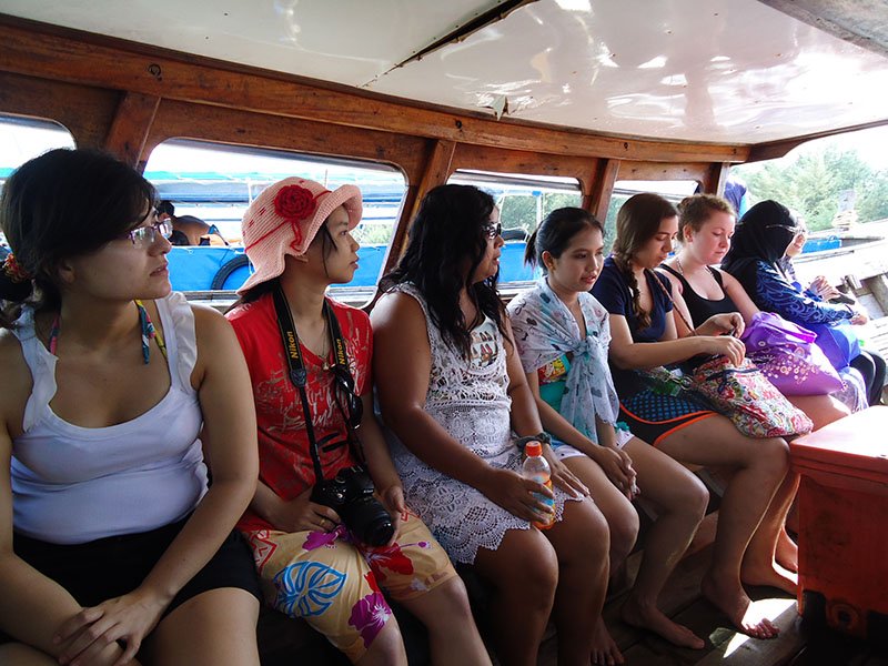 Tour 4 Islands em Krabi na Tailândia barco 2