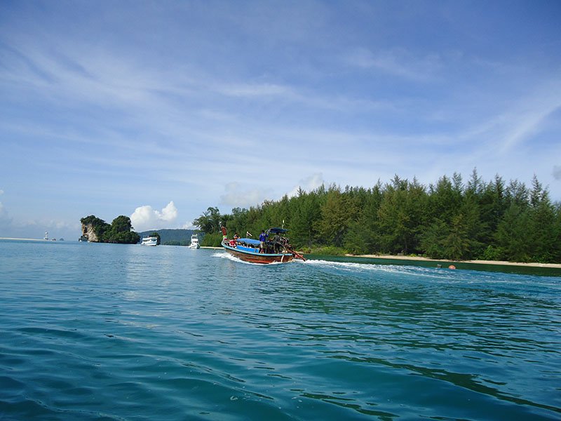 Tour 4 Islands em Krabi na Tailândia mar