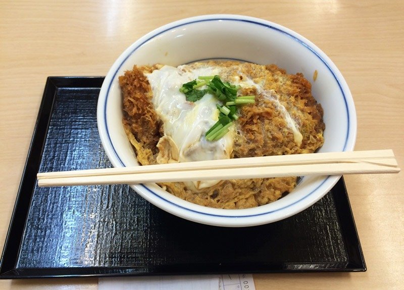 katsudon o que comer no japao
