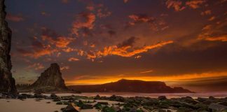 Torres e os lindos paredões à beira mar