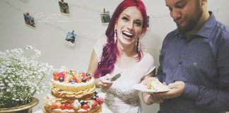 Meu casamento de viagem: a união de dois viajantes noivo de dieta bolo naked cake morango casamento de viagem