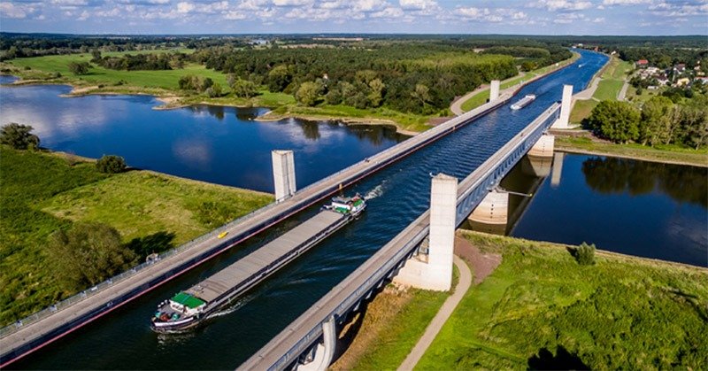 ponte de agua para barco rio sobre rio alemanha