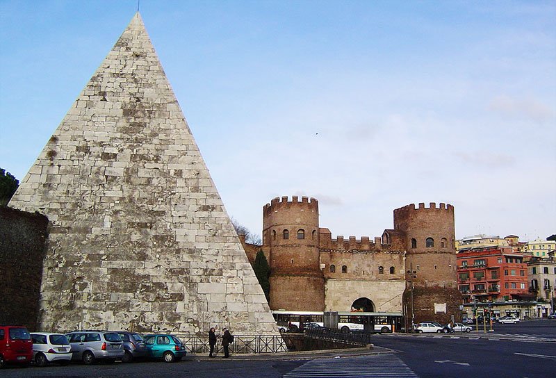 piramide caio cestio roma