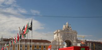 Lisboa em um dia: roteiro e o que fazer arco da vitoria praca comercio lisboa