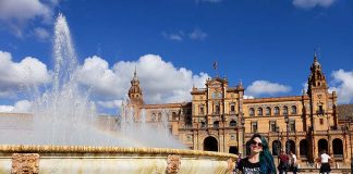 Roteiro em Sevilha de 2 e 3 dias: o que fazer e dicas Fonte da Praça de España
