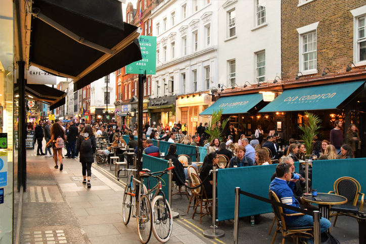 Restaurantes em Londres - Rua em Soho